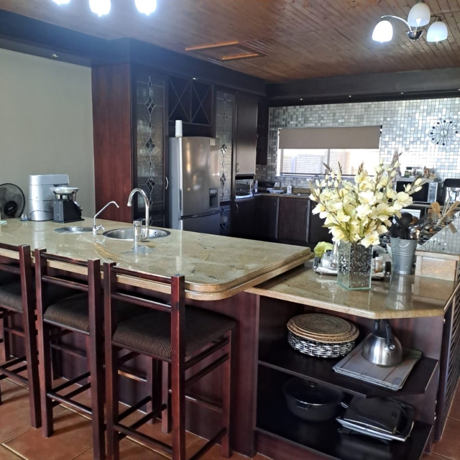  Bedroom Property for Sale in Oranjeville Free State